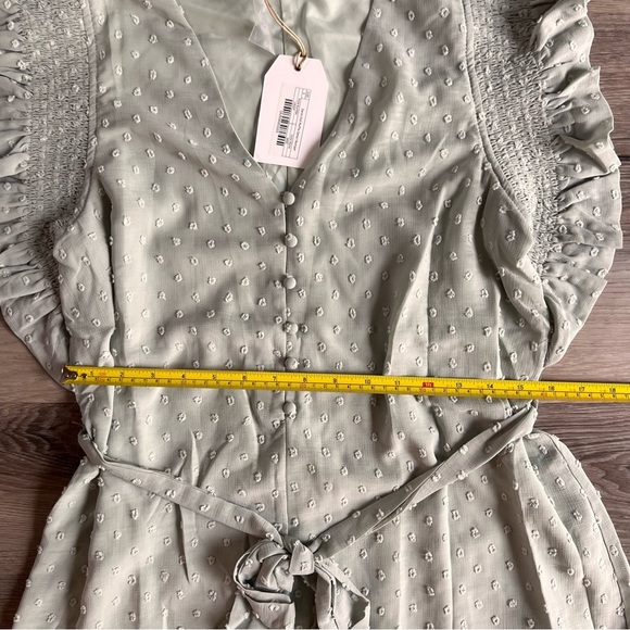 Free the Roses Light Green Ruffled Romper Size Small - Picture 9 of 10
